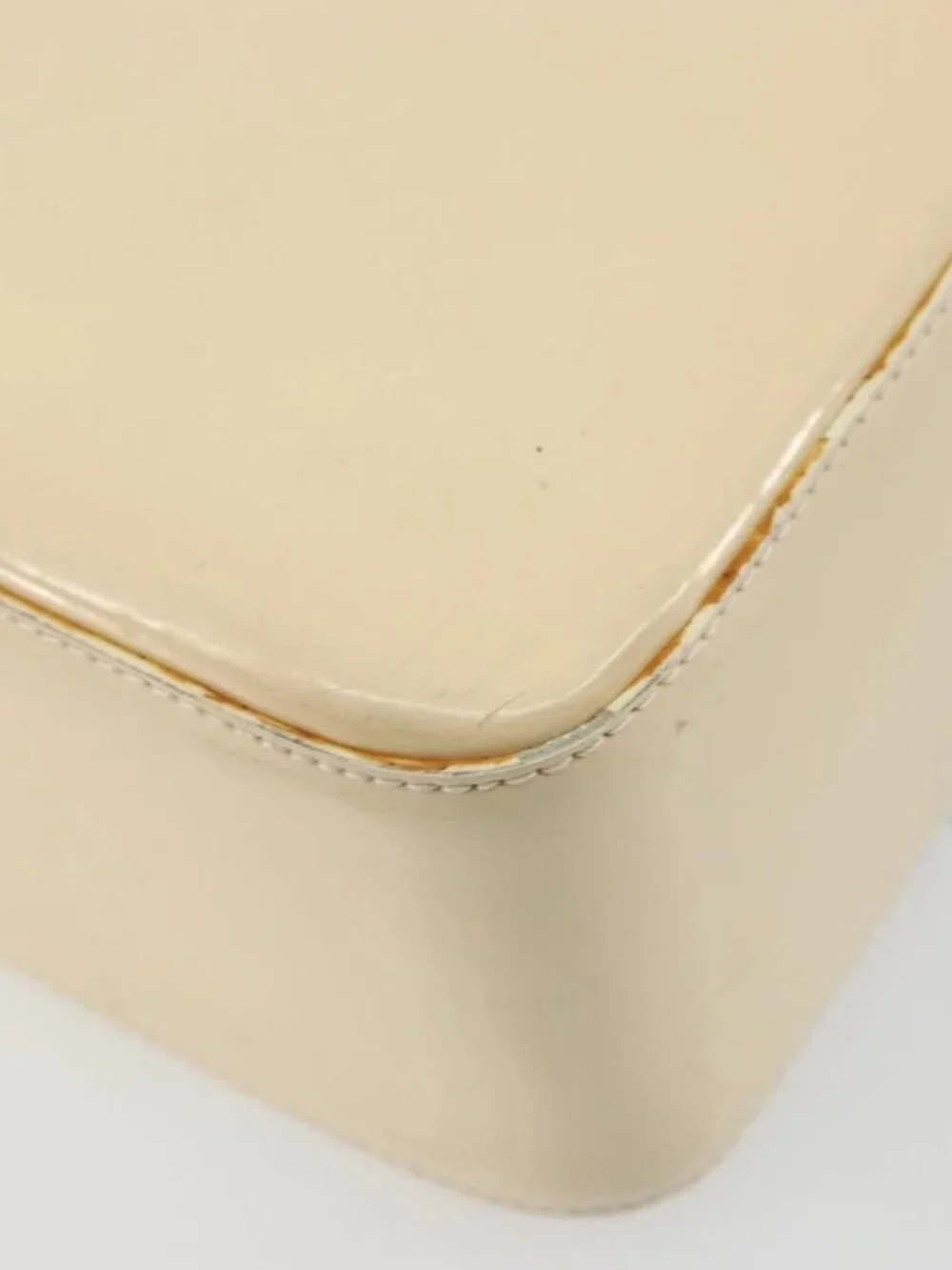 CHANEL Tote Bag Patent leather Ivory Gold CC Auth bs34540